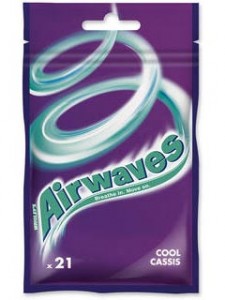 AIRWAVES Cool cassis Guma do żucia torebka (21 drażetek)  (pakowane 22 szt.)