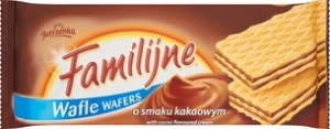 JUTRZENKA Familijne Wafle o smaku kakaowym 180g (pakowane 24 szt.)